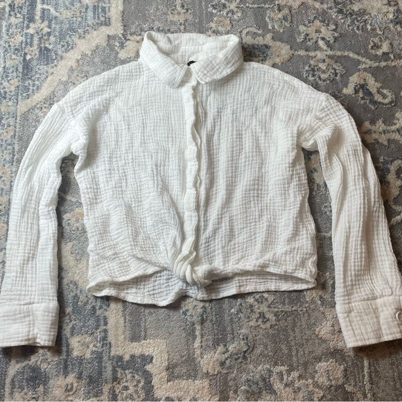 White Button-Up Women's Top Monrow - Picture 1 of 5